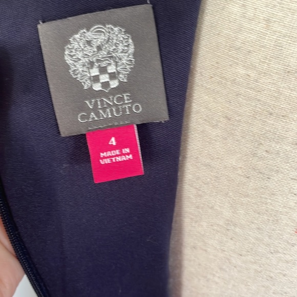 Vince Camuto neoprene floral dress with pockets - Picture 6 of 8